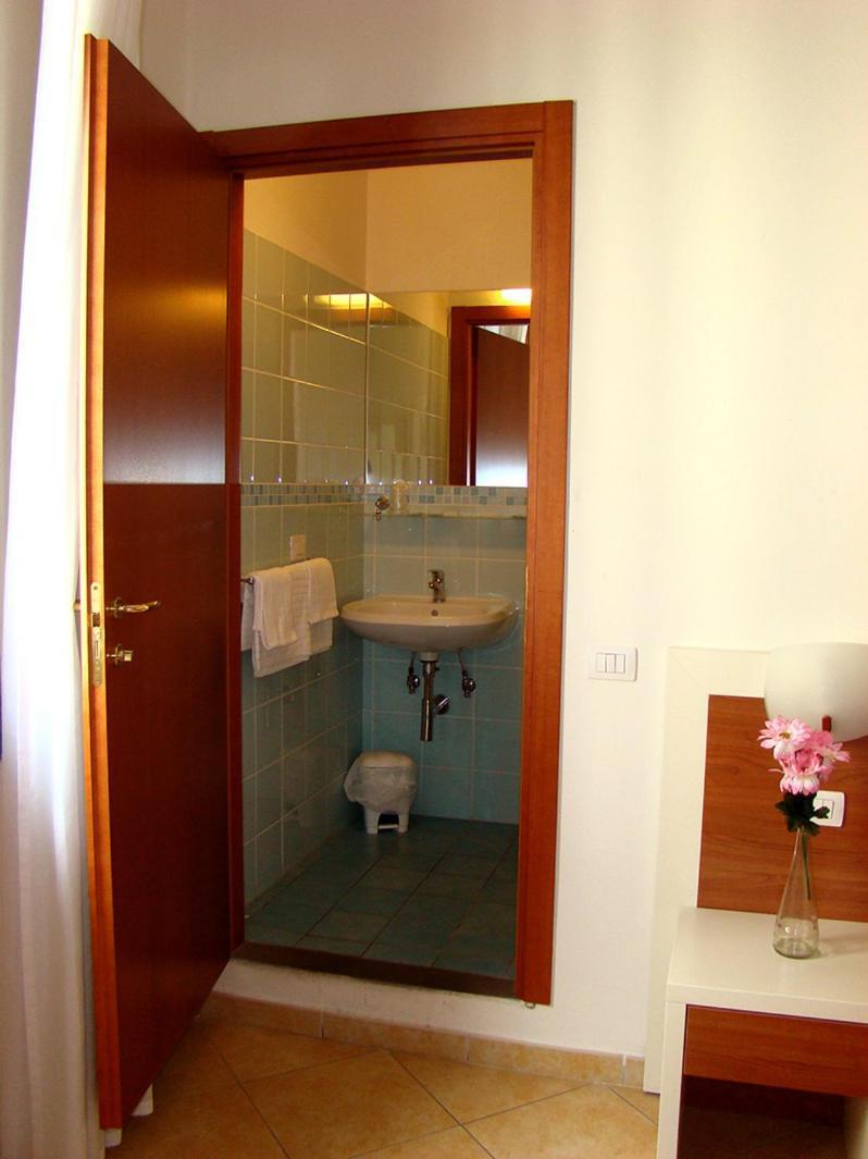 B&B Soggiorno Ponte Rosso Florenz Exterior foto